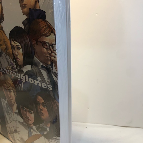 Morning Glories Volume 2 Deluxe Collection New Sealed Hardcover Image Comics - Picture 2 of 8